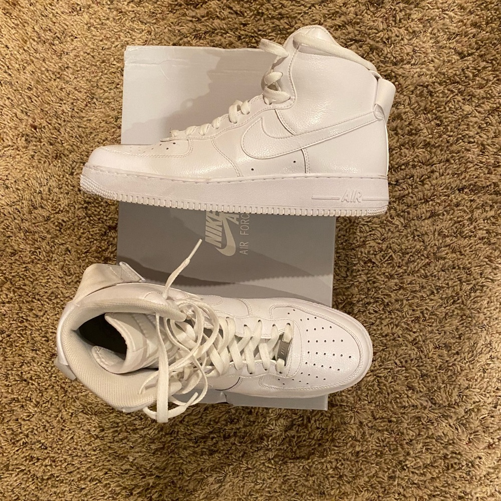 Air Force 1 high triple white
